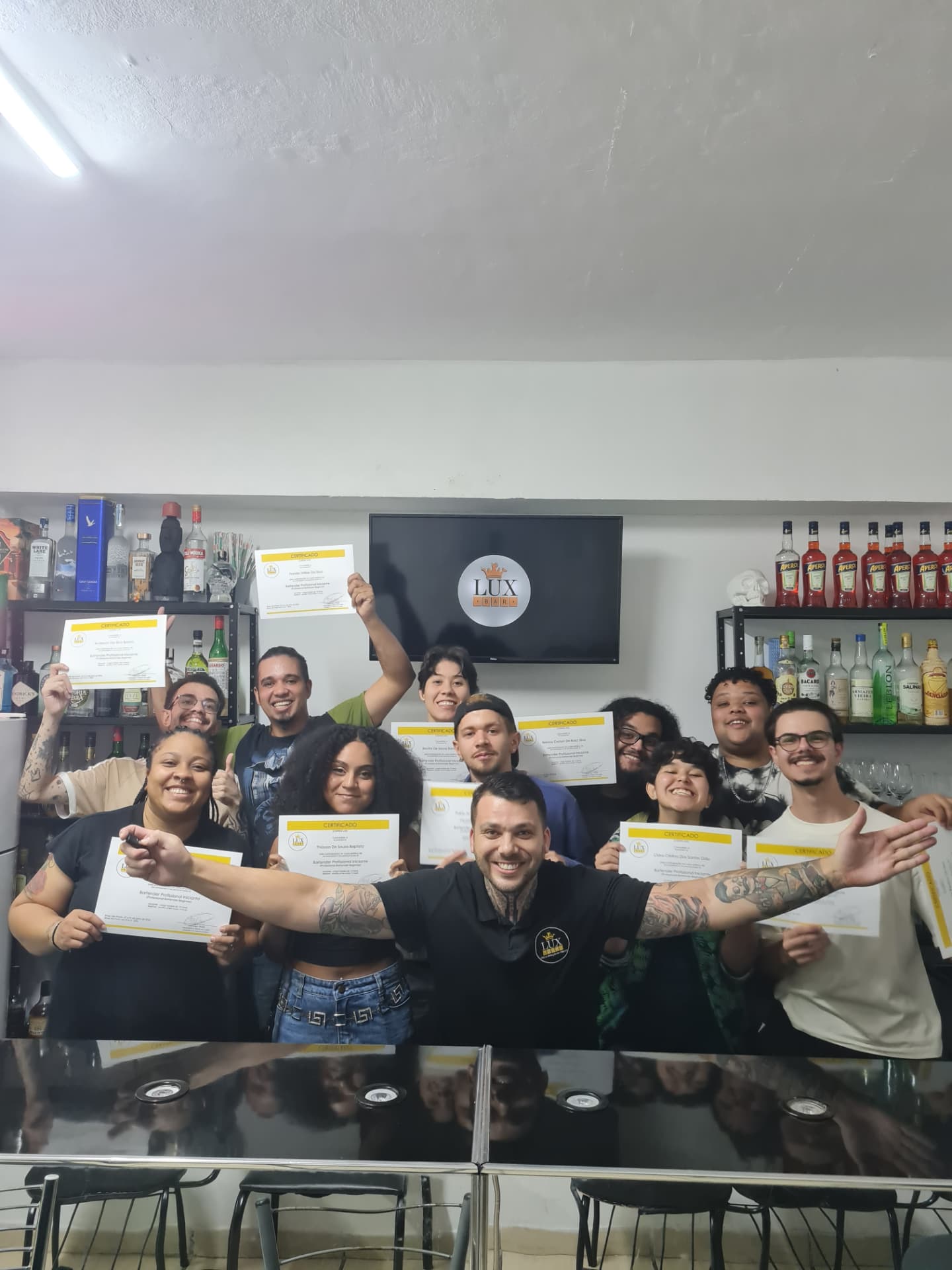 Aula e ambiente da escola LuxBar